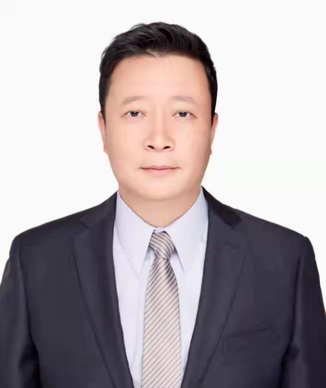 李光昱